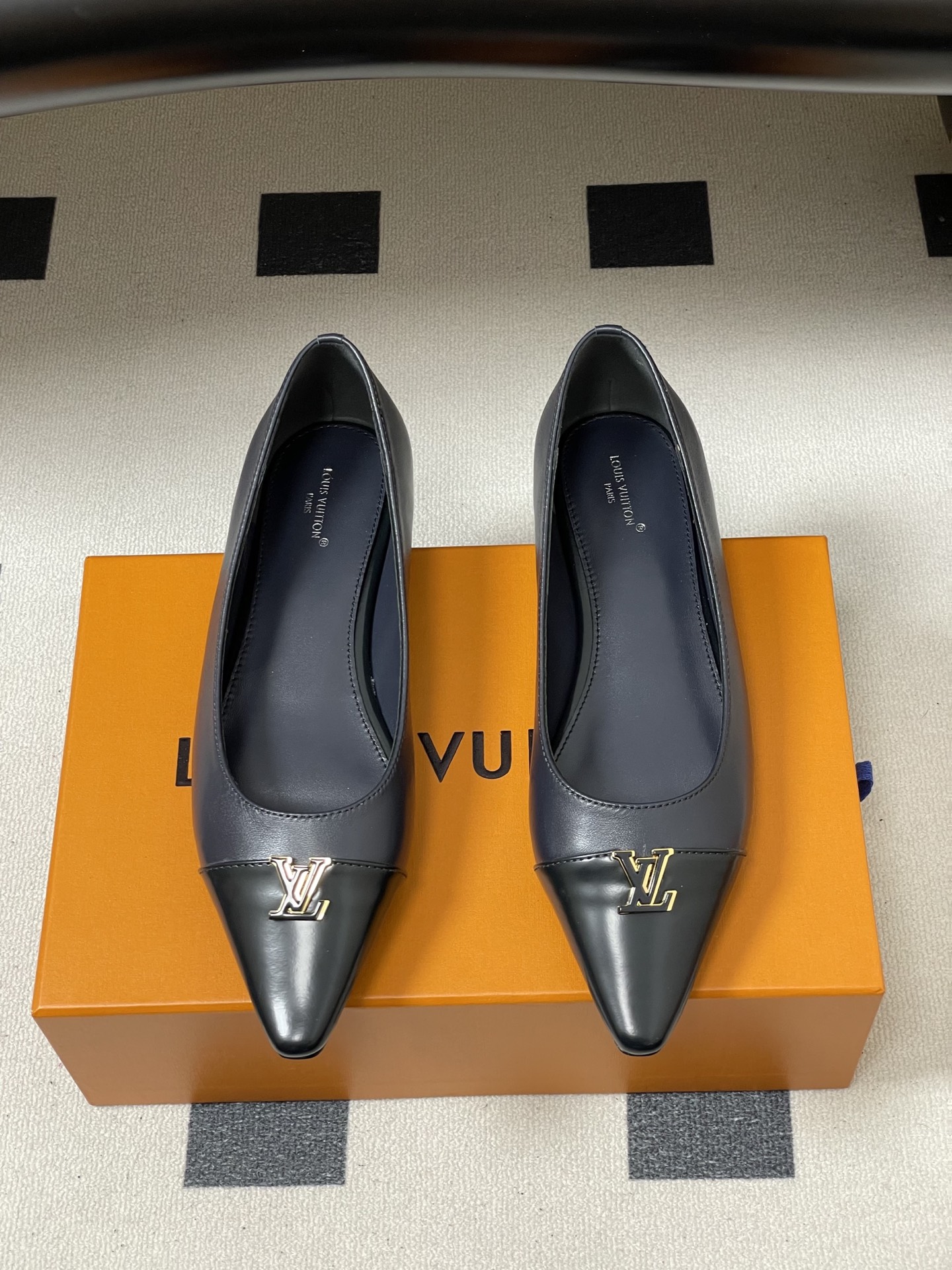 Women's high heels